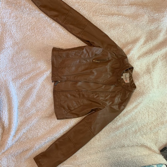 Jacket - Picture 2 of 6